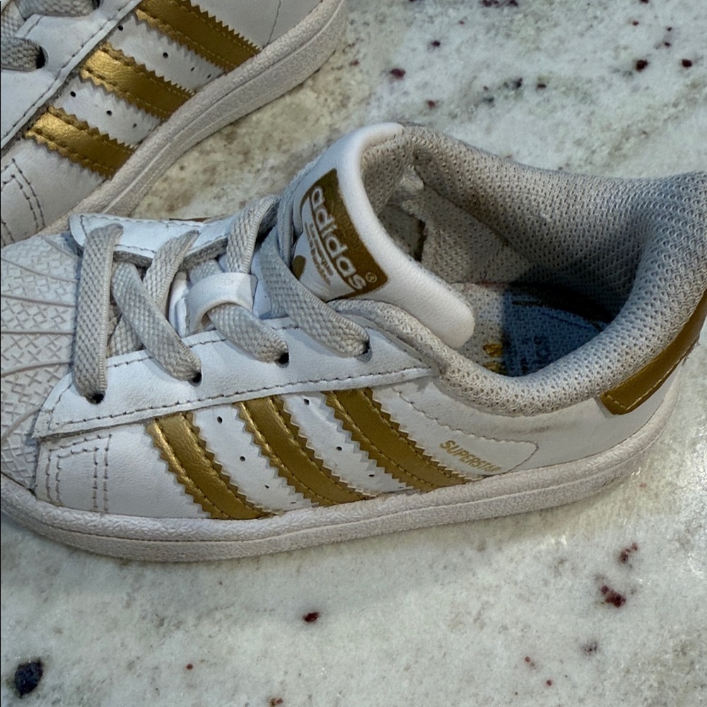 Adidas Superstars Kids' White and Gold Striped Sneakers - Picture 2 of 5